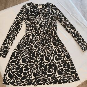 An Original Milly Black/White Jersey Knit Surplice Dress small